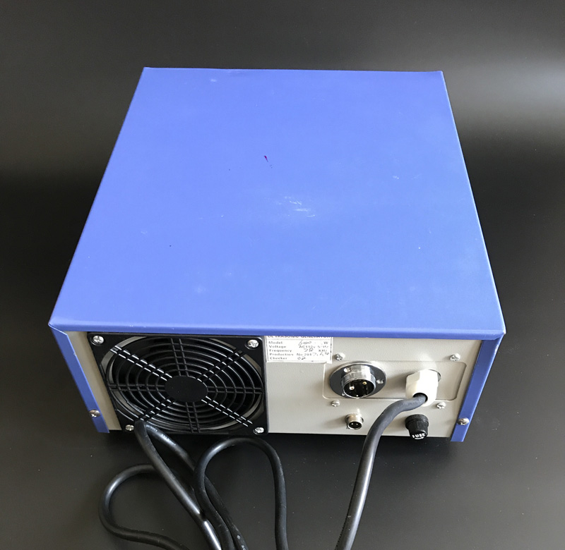 High frequency ultrasonic generator
