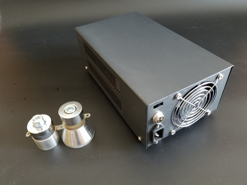 Micro ultrasonic generator